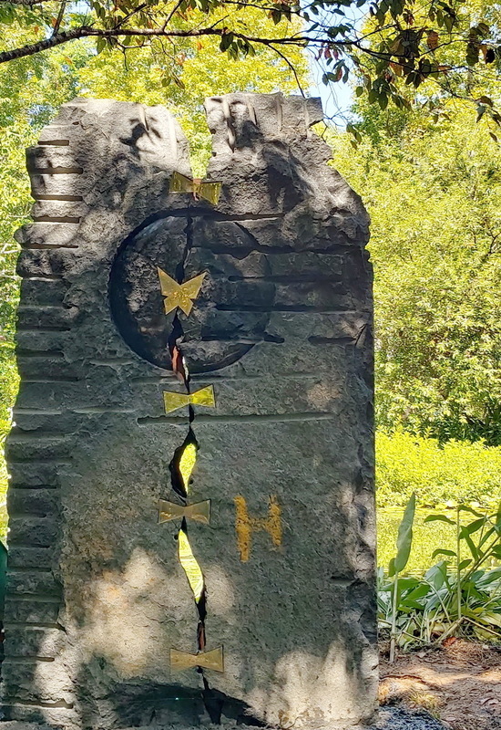 921地震25週年 台日友好「堅韌」紀念雕塑揭幕