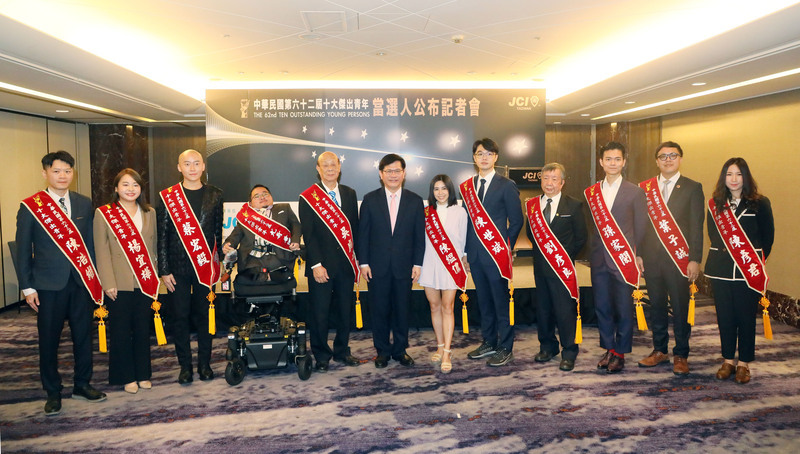 AI時代來臨 兩資訊專家獲選十大傑出青年