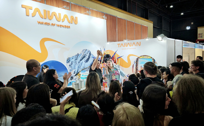 台灣現身阿根廷國際旅展 文化小吃驚豔眾人