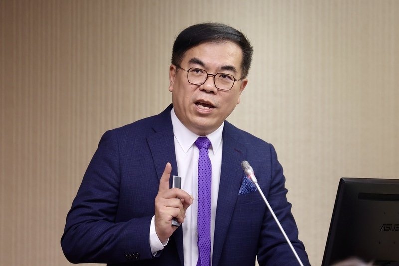 不用核能讓碳費調漲沒完沒了？彭啓明：影響不大