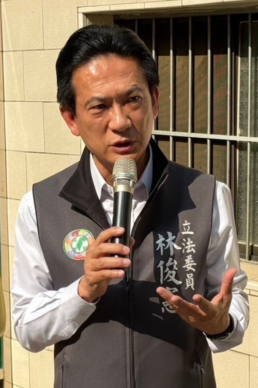 台南南區自來水管線老舊漏水 林俊憲爭取預算汰換