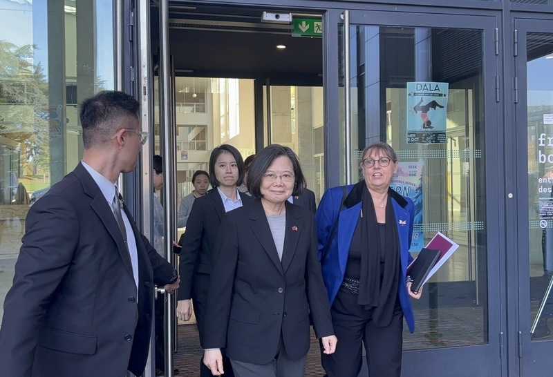 蔡英文受邀參訪法國最頂尖學府 深化台法科技合作