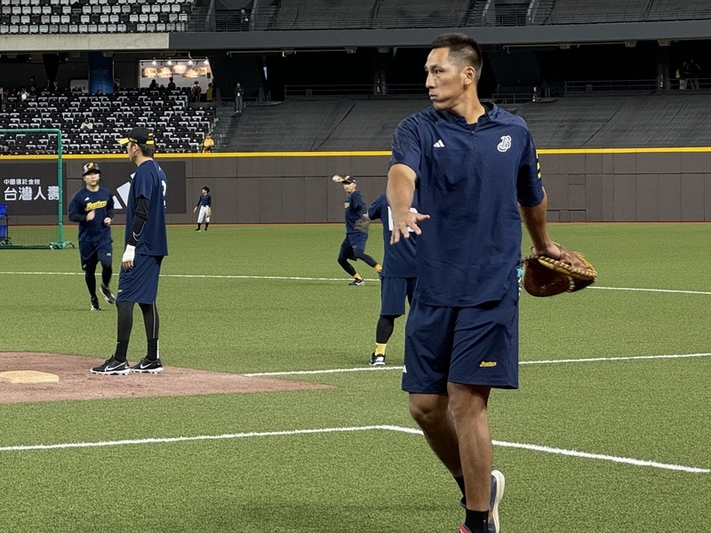 王凱程因傷無緣總冠軍賽 仍隨隊與球隊一起參與