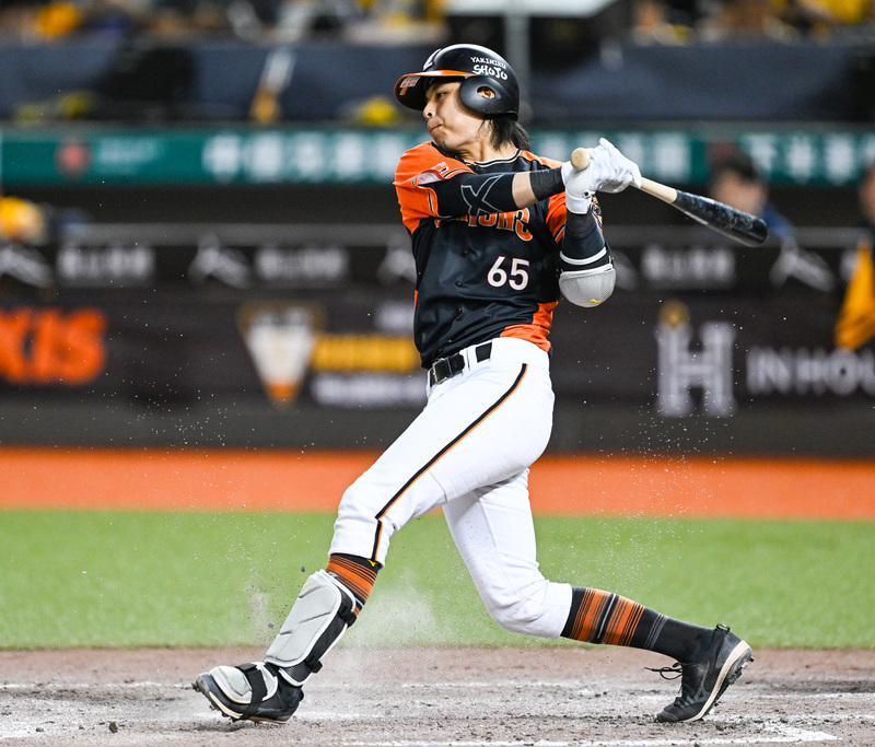 統一獅陳重羽揮別猶豫 果決攻擊演出3安猛打賞