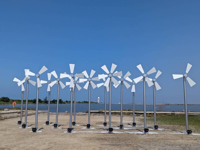 風車裝置藝術 回顧台南鹽田風車發明家歷史