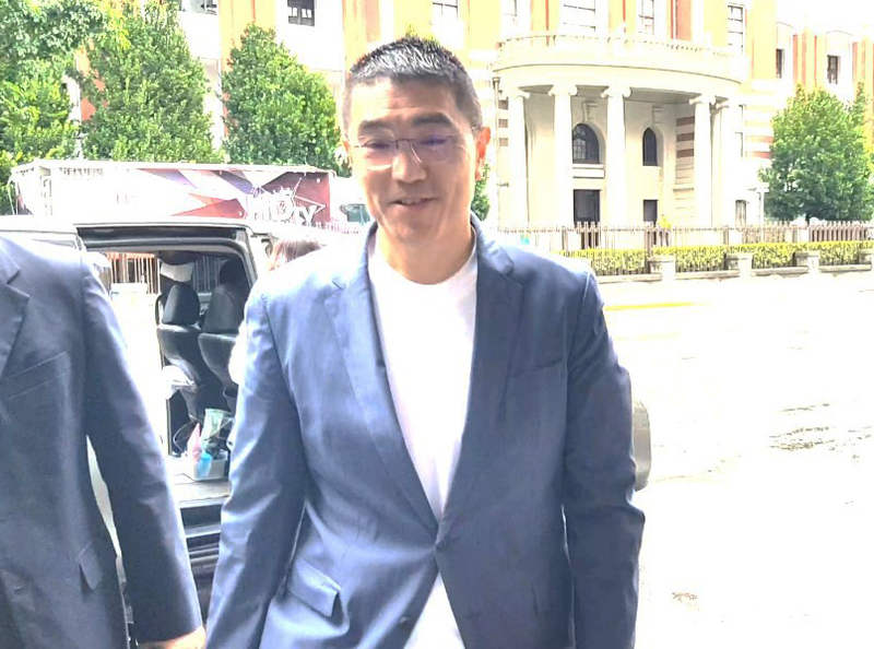 京華城案查柯文哲政治獻金 謝國樑到廉政署作證