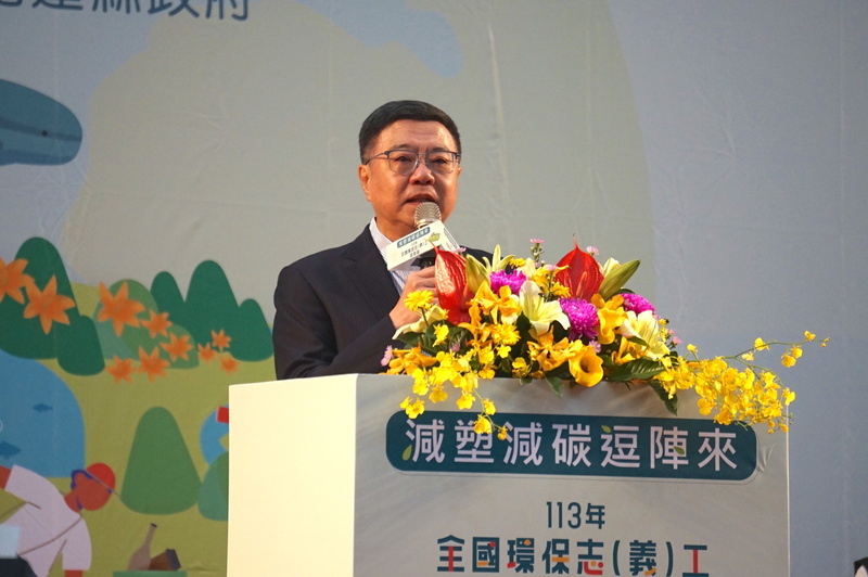 環保志工活動移師花蓮 卓榮泰感謝深耕社區