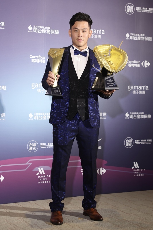 古林睿煬、戴培峰獲最佳9人 昔日投捕搭檔再合體