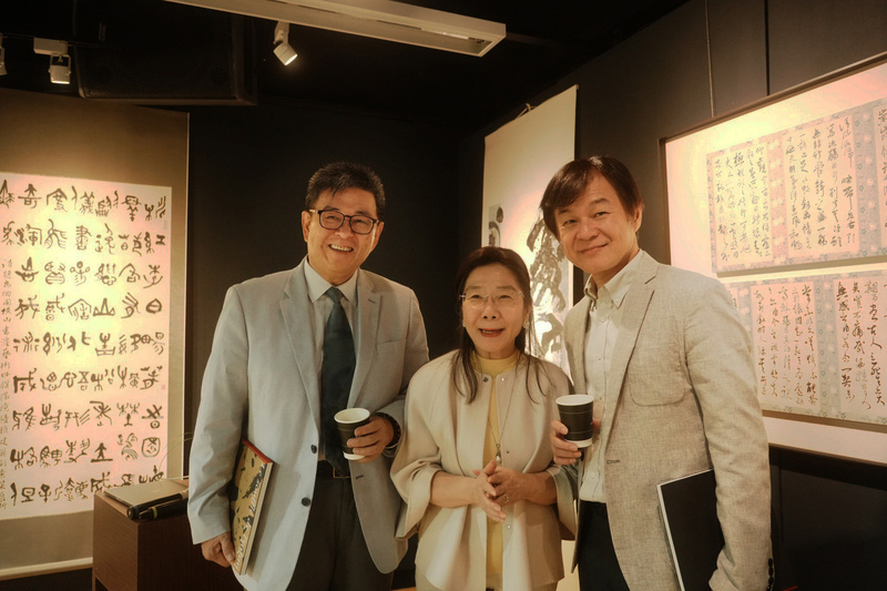 華梵邀台韓名家展創意書法作品 未來擬跨足AI創發