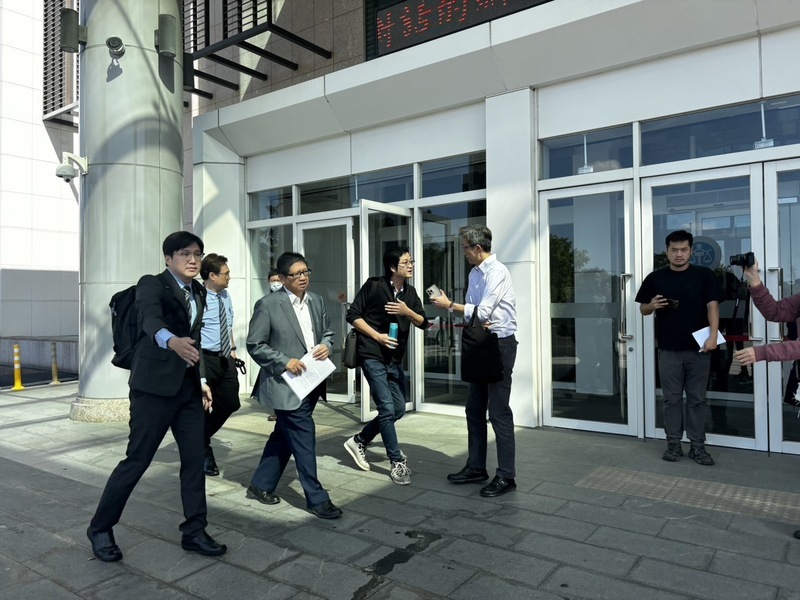 竹北天坑案首開庭 楊文科出庭否認圖利盼還清白