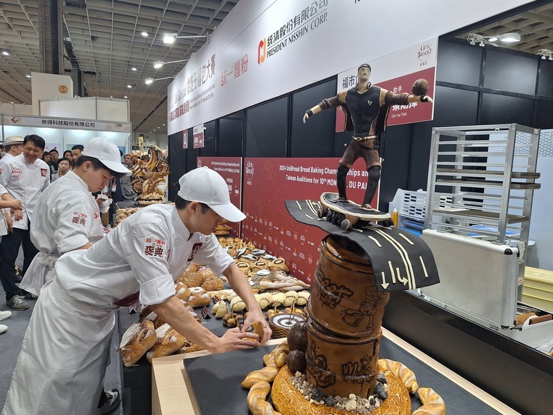 搶700億元白金商機 統一、全聯搶當烘焙王