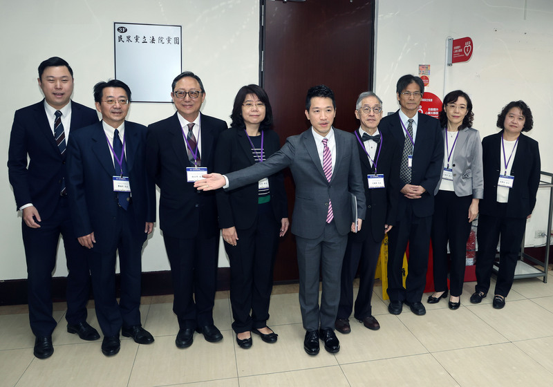 民眾黨促大法官被提名人交問卷 何志偉：期限內交