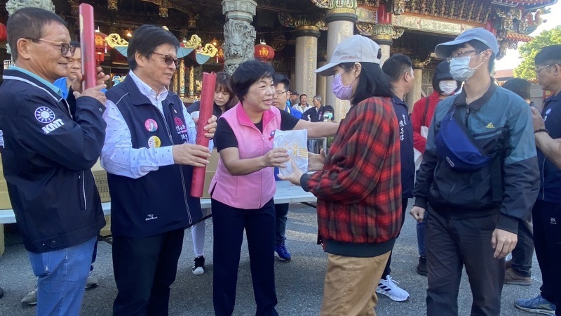 慶祝中信兄弟奪總冠軍 楊瓊瓔發送雞排響應