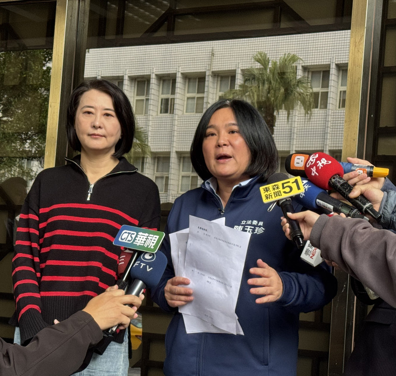 陳玉珍不滿遭指脫衣求碰瓷提告 吳沛憶：人民有公評