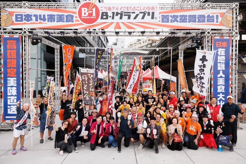 高雄聖誕生活節單日破10萬人 日本在地美食齊聚