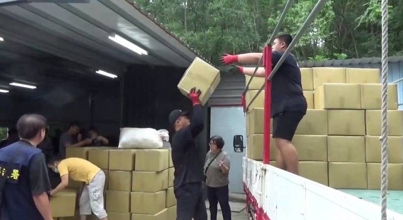 台南查緝隊嘉義山區破獲私菸工廠 逮2人送辦