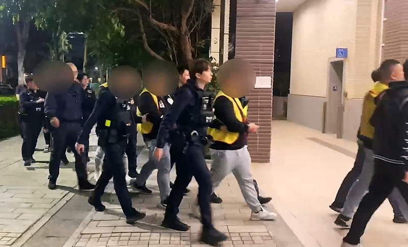 新莊7男關心墜樓友人家屬 警所內情緒過激遭送辦