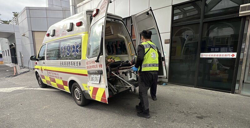 獨留南一段順利救援下山 女山友澄清沒被丟包