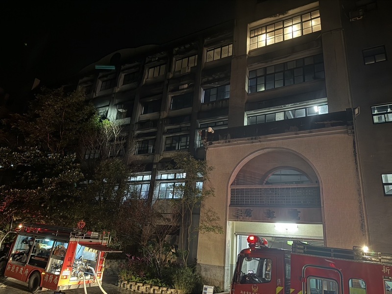 華梵大學美術系工作室起火 學生作品遭波及無人傷