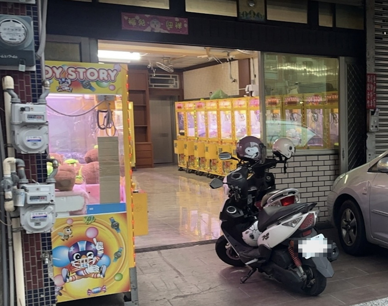 失聯移工玩夾娃娃機渾然忘我 移民署一舉逮8人