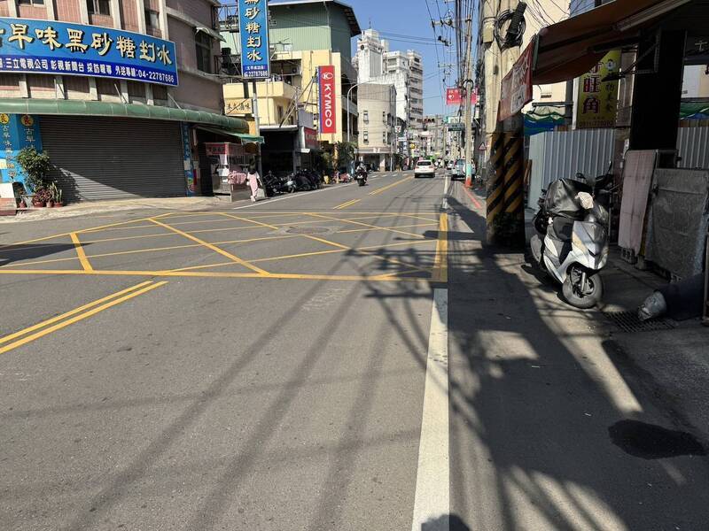 台中男童違規穿越馬路遭車撞飛 家長挨罰500元