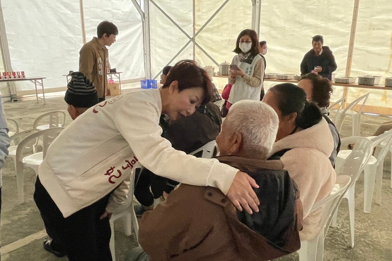 台南受地震災損多 陳亭妃允助居民重建家園
