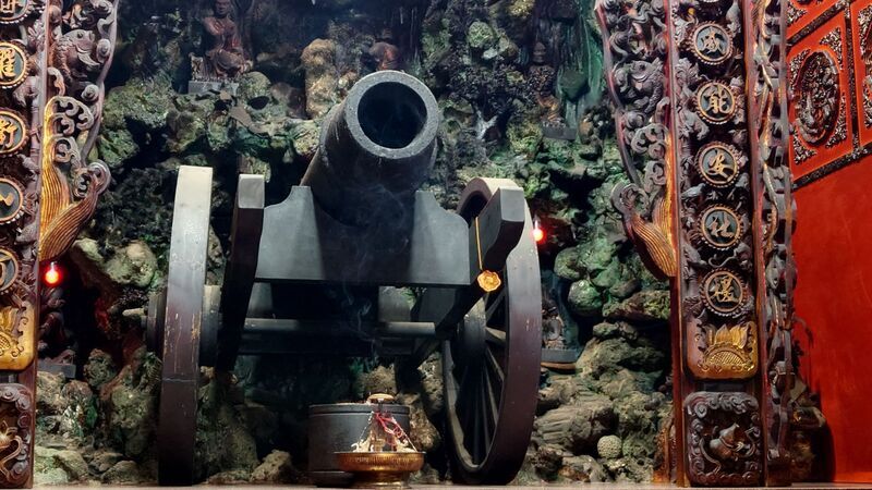 嘉義東石福靈宮拜「鐵嘴將軍」 原為清朝大砲