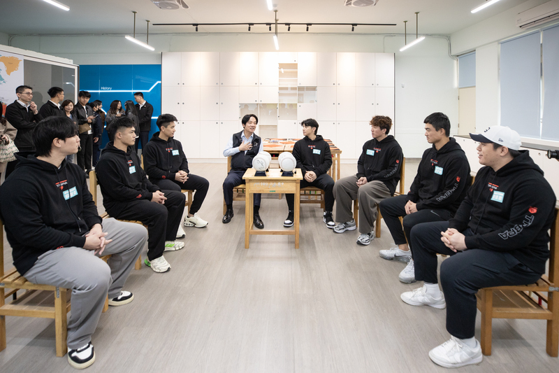 為何愛看棒球 賴總統：上不了球場只好在家看