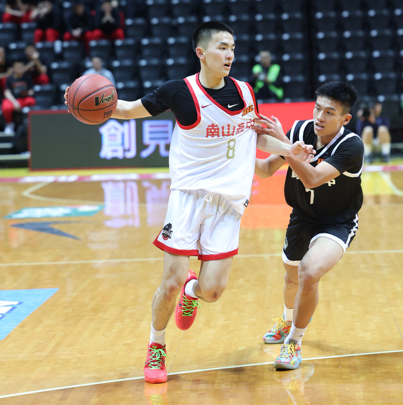 HBL南山黃瀚陞攻下22分 險勝錦和8強續保不敗