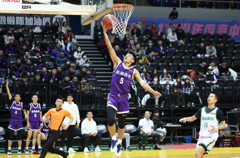 HBL「小巨人」幸宇勝摘22分、13籃板 率南湖勝松山