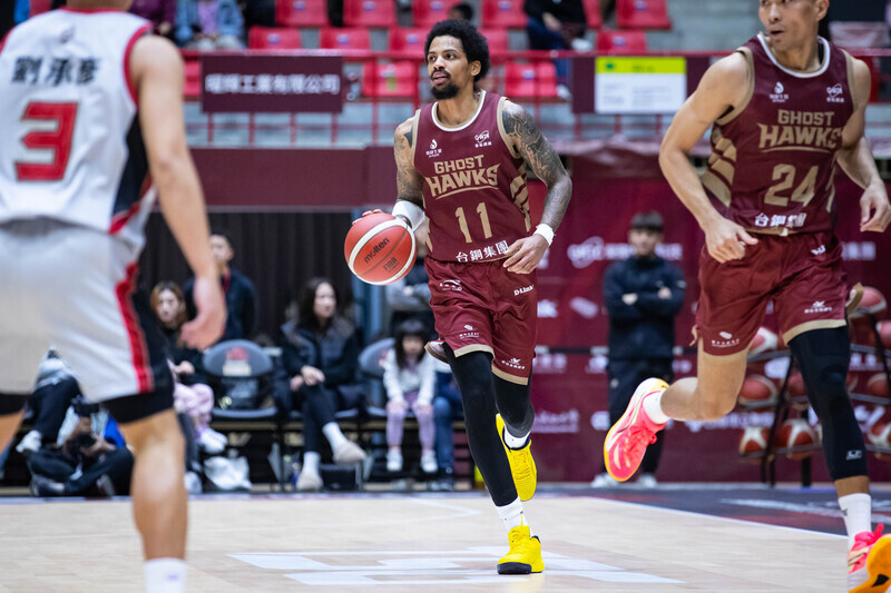 獵鷹勝鋼鐵人 飛雷神、艾賽亞同場40分PLG第2次