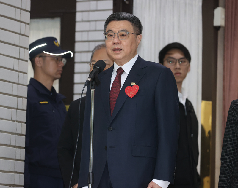 李孟諺回鍋 卓榮泰盼用專業成績向人民報告