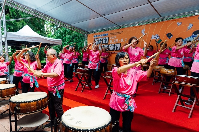 台南後壁千歲太鼓隊 助9旬嬤走出獨居生活