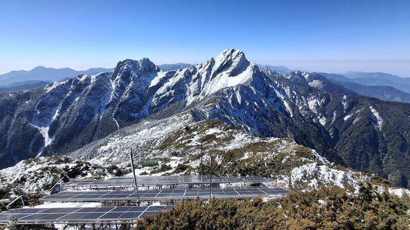 高山仍有少數殘雪 氣象署提醒登山客行進注意
