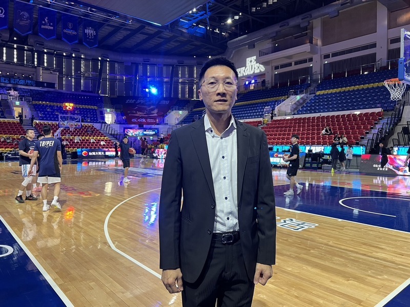 42歲林志傑決定再戰一季 許晉哲：看過最自律球員