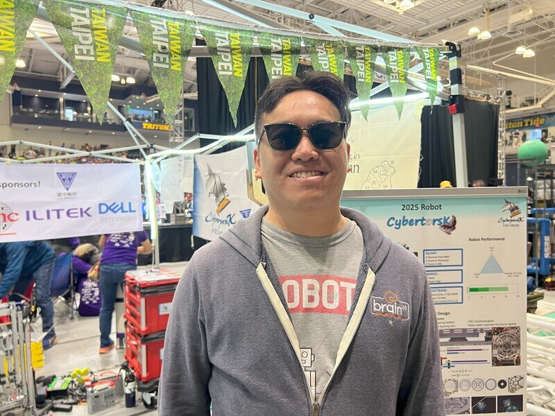 建中機器人競賽獲獎 校友鼓勵學生走自己的路