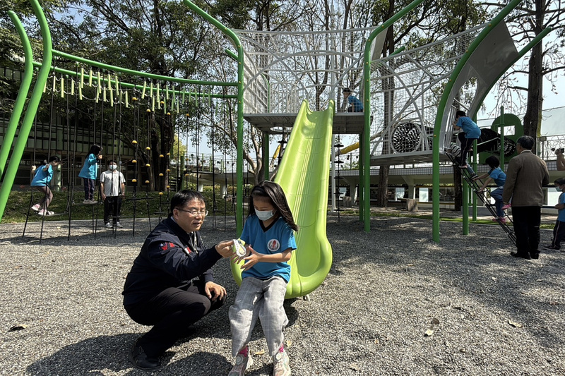 糖廠記憶玩起來 總爺藝文中心甘蔗五感遊戲場啟用