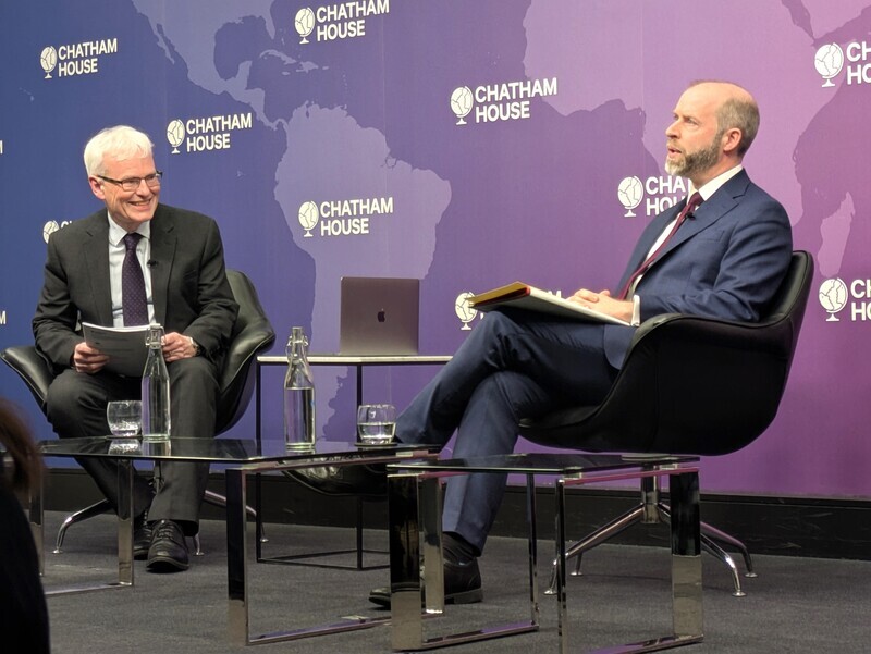 美國擬宣布對等關稅 英政府強調沉著務實以對