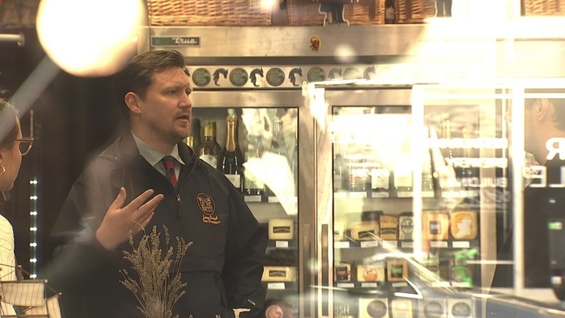 川普祭關稅 加州外國食品行：耶誕季恐無法如期供貨