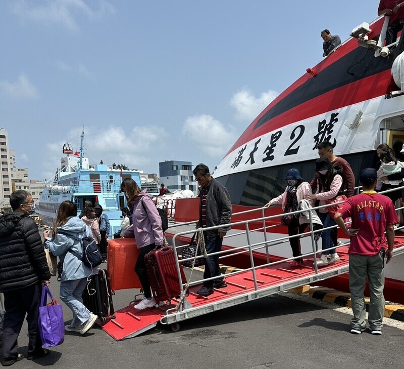 清明連假出遊 澎湖海空交通迎2萬人潮