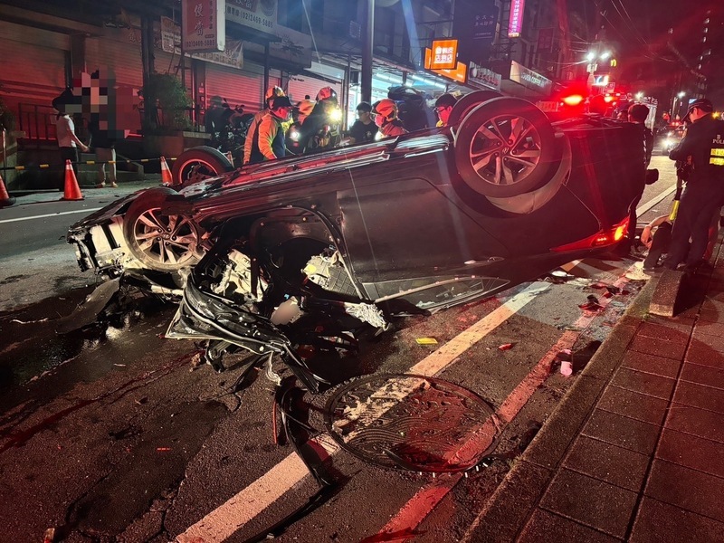 男子涉嫌酒駕連撞2車 同車友人送醫不治