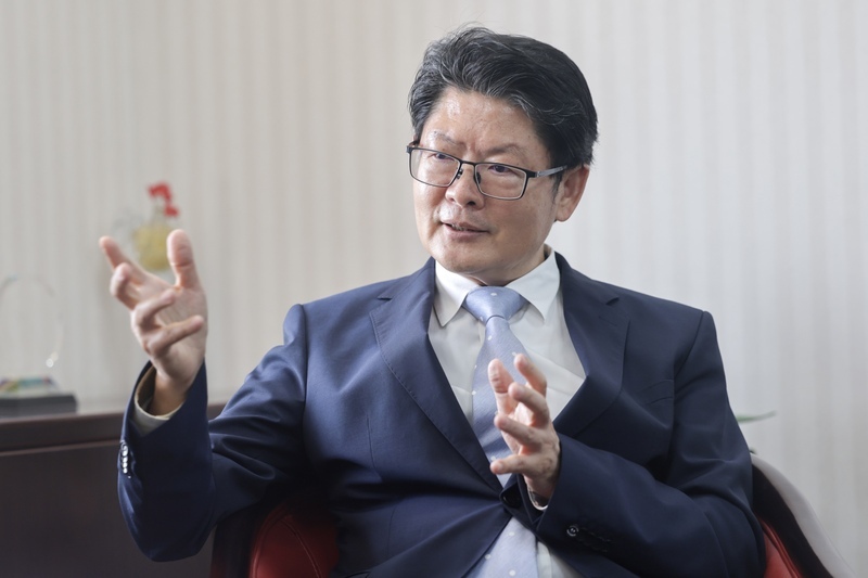 強化援外 國合會秘書長黃玉霖拋增加基金、發行公債