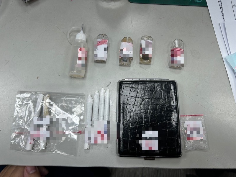 高雄警處理贓車違停 逮獲毒品通緝犯