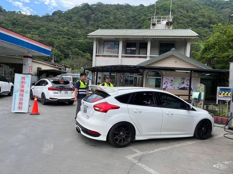 重機噪音擾人 南投信義分局假日加強取締交通違規