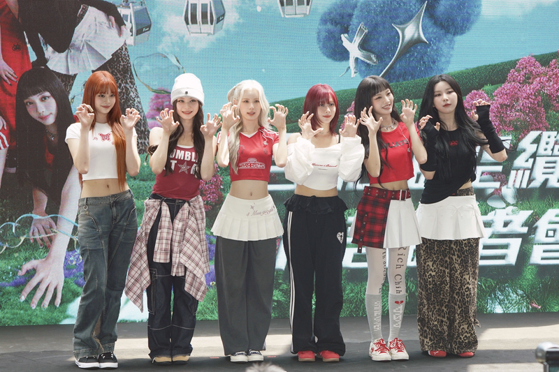 女團幻藍小熊代言貓纜 盼吸引韓國粉絲來台