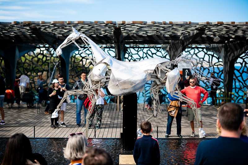 巴黎奧運開幕秀機械馬「宙斯」 全法巡迴展覽