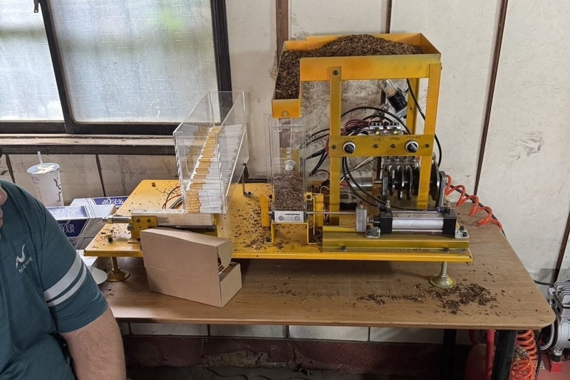 中壢警破獲私菸工廠 查獲逾5噸菸絲專售移工