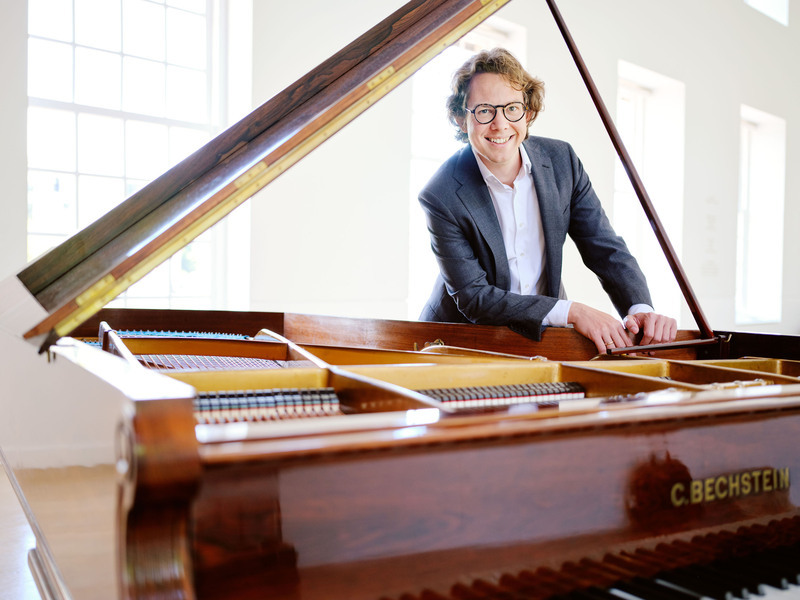 鑽研蕭士塔高維契樂作 荷鋼琴家明納爾北高巡演