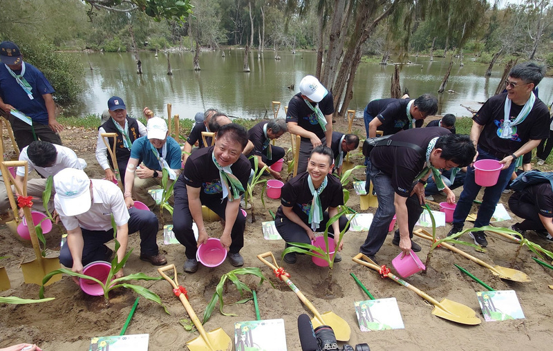 林業署偕中華電信嘉義植樹復育 戴資穎到場力挺