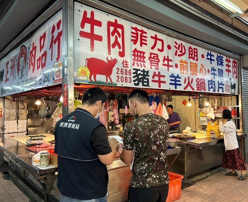 首批萊豬輸台 中市府稽查生鮮豬肉攤皆依規標示
